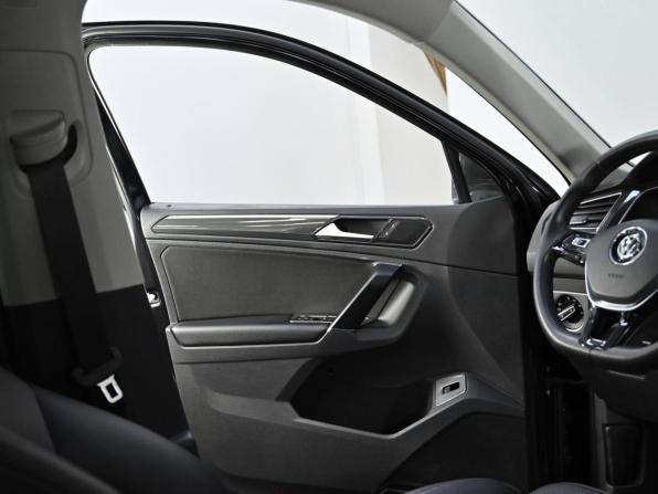 Volkswagen Tiguan II с пробегом 2017 года, цена 2 149 000 рублей, 104000 км, внедорожник, Автокод Объявления