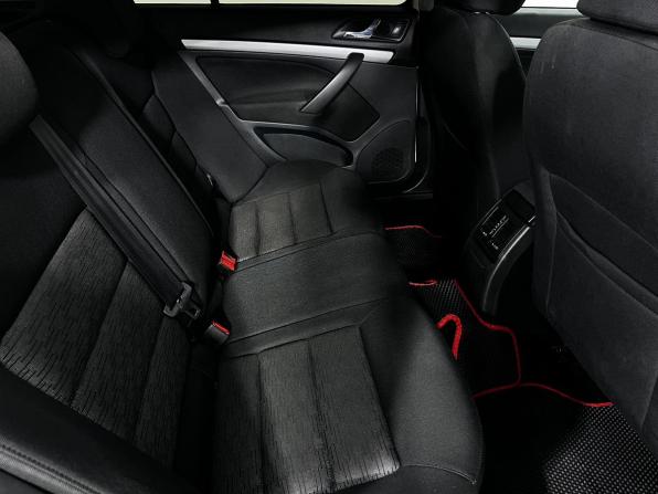 Skoda Octavia II (A5) Рестайлинг с пробегом 2012 года, цена 700 000 рублей, 270000 км, лифтбек, Автокод Объявления