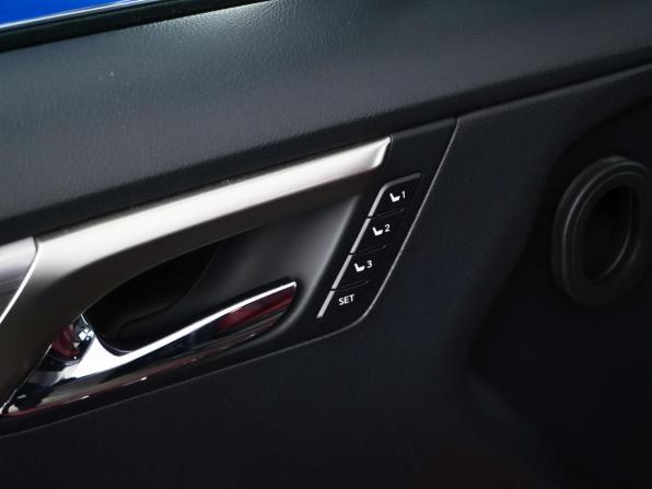 Lexus RX IV Рестайлинг с пробегом 2020 года, цена 4 329 000 рублей, 131814 км, внедорожник, Автокод Объявления