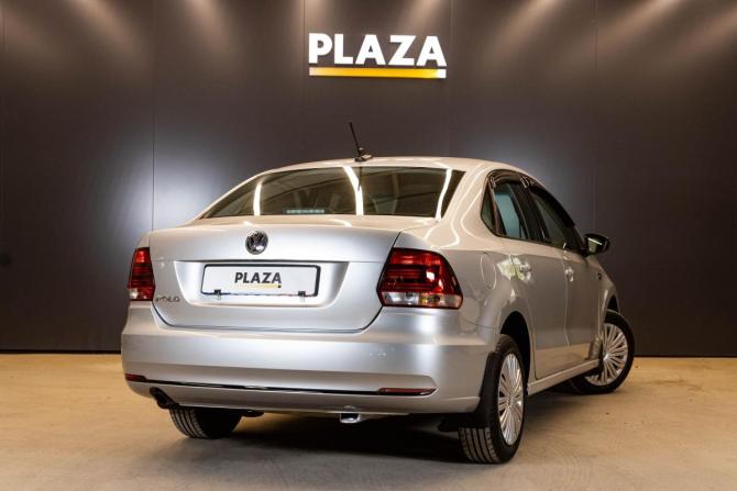 Volkswagen Polo V Рестайлинг с пробегом 2017 года, цена 1 049 000 рублей, 95082 км, седан, Автокод Объявления