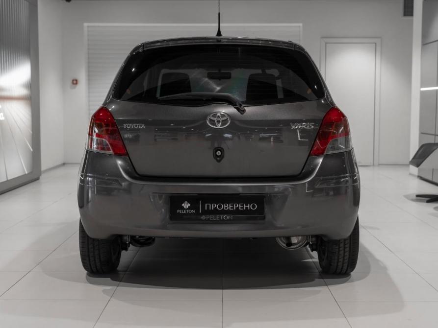 Toyota Yaris II Рестайлинг Москва  - изображение 6
