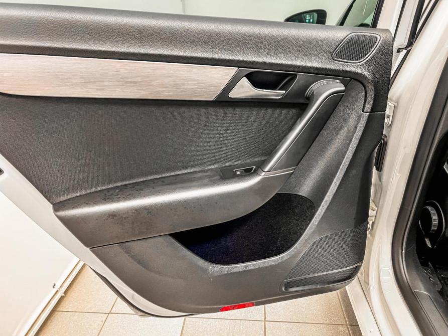 Volkswagen Passat B7 Красноярск  - изображение 22