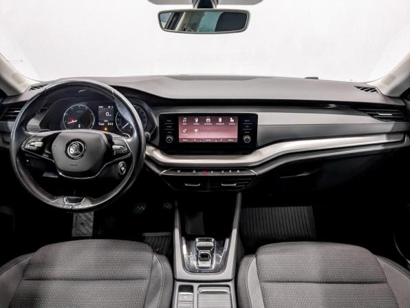 Skoda Octavia IV (A8) с пробегом 2020 года, цена 2 025 000 рублей, 113618 км, лифтбек, Автокод Объявления