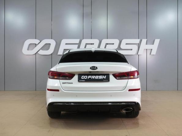 Kia Optima IV Рестайлинг с пробегом 2019 года, цена 1 999 000 рублей, 186201 км, седан, Автокод Объявления