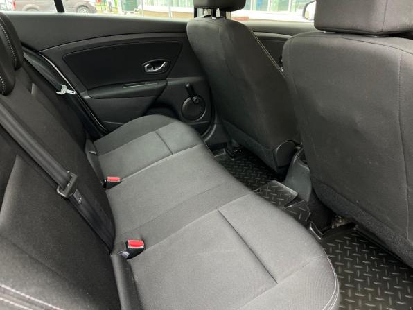 Renault Fluence I Рестайлинг с пробегом 2014 года, цена 839 000 рублей, 170632 км, седан, Автокод Объявления