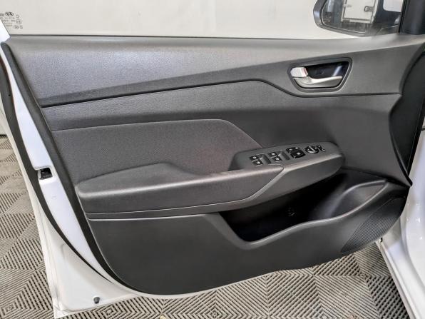 Hyundai Solaris II Рестайлинг с пробегом 2022 года, цена 1 615 000 рублей, 85069 км, седан, Автокод Объявления