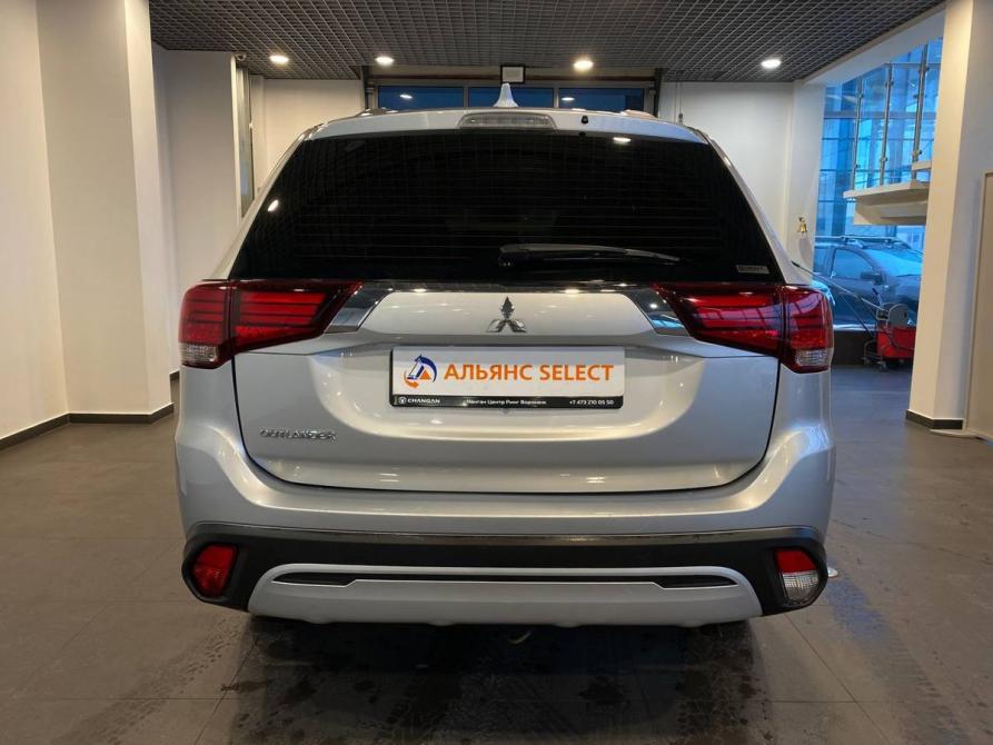 Mitsubishi Outlander III Рестайлинг 3 Чебоксары  - изображение 4