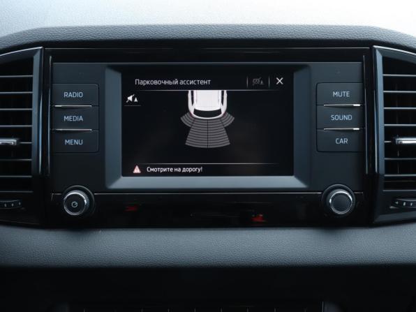 Skoda Karoq I с пробегом 2022 года, цена 2 250 000 рублей, 55000 км, внедорожник, Автокод Объявления