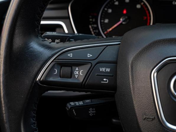 Audi A4 V (B9) с пробегом 2018 года, цена 2 330 000 рублей, 75996 км, седан, Автокод Объявления