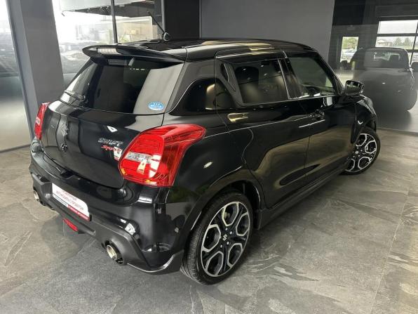 Suzuki Swift V с пробегом 2019 года, цена 1 450 000 рублей, 35165 км, хэтчбек, Автокод Объявления