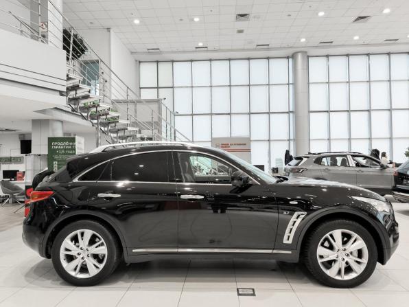 Infiniti QX70 с пробегом 2014 года, цена 2 250 000 рублей, 219432 км, внедорожник, Автокод Объявления