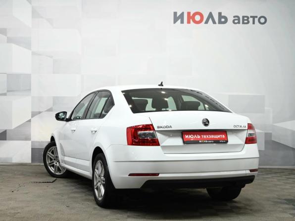 Skoda Octavia III (A7) Рестайлинг с пробегом 2017 года, цена 1 950 000 рублей, 124556 км, лифтбек, Автокод Объявления