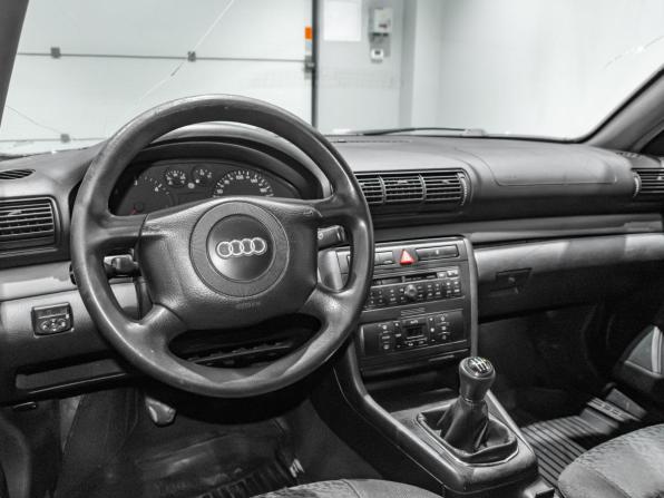 Audi A4 I (B5) Рестайлинг с пробегом 2000 года, цена 480 061 рубль, 234707 км, универсал, Автокод Объявления