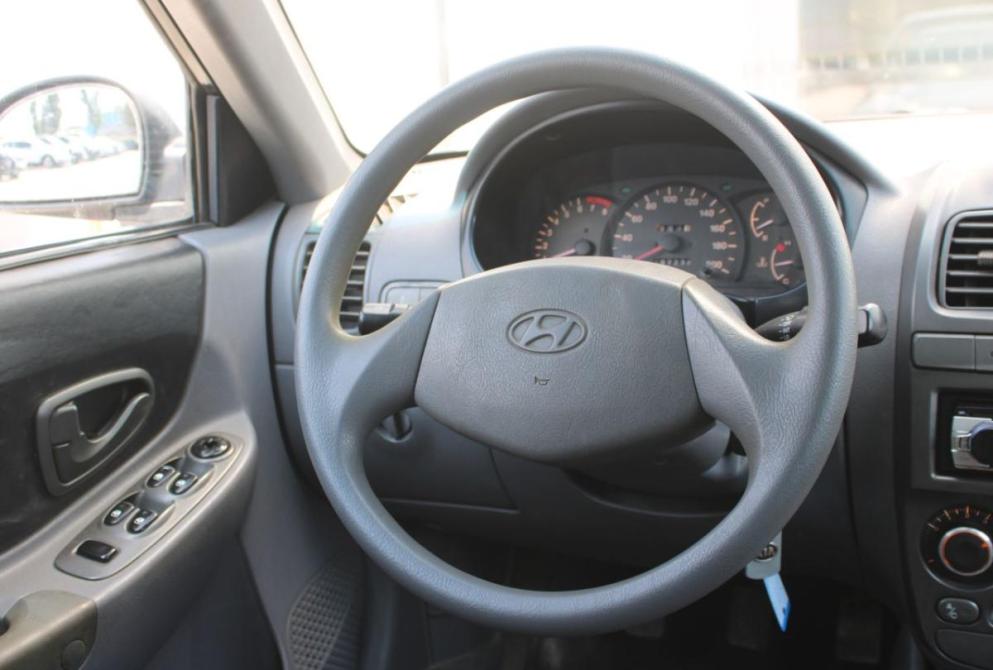 Hyundai Accent II Саратов  - изображение 16