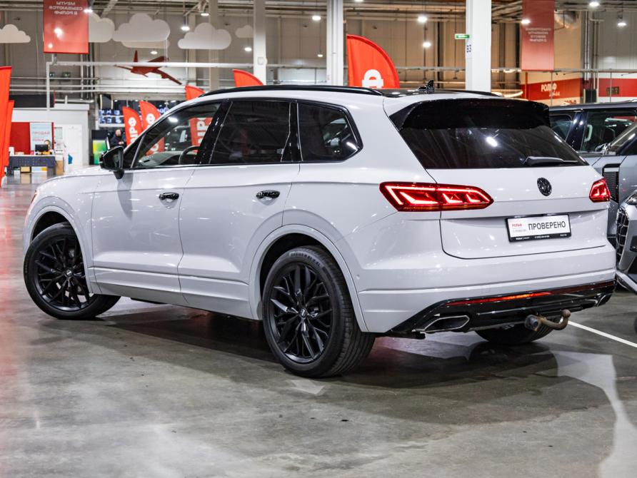 Volkswagen Touareg III Санкт-Петербург  - изображение 9