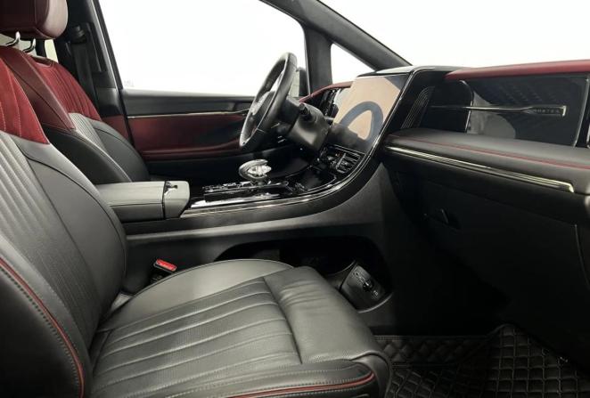GAC M8 с пробегом 2024 года, цена 4 250 000 рублей, 90820 км, минивэн, Автокод Объявления