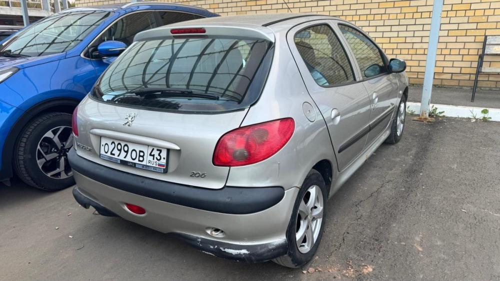 Peugeot 206 Киров  - изображение 2