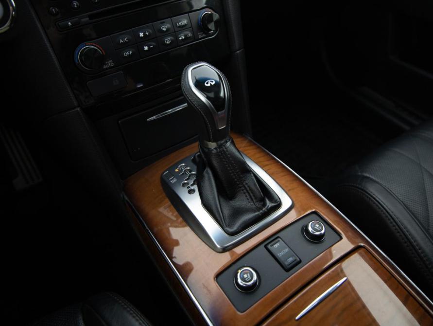 Infiniti QX70 Санкт-Петербург  - изображение 14