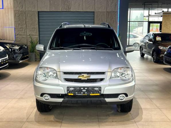 Chevrolet Niva I Рестайлинг с пробегом 2016 года, цена 775 000 рублей, 86000 км, внедорожник, Автокод Объявления