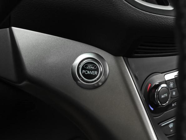 Ford Kuga II с пробегом 2014 года, цена 1 390 000 рублей, 146647 км, внедорожник, Автокод Объявления