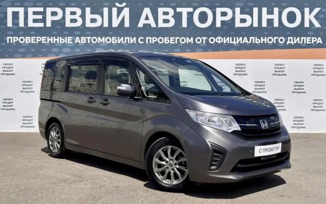 Honda Stepwgn V Рестайлинг с пробегом 2018 года, цена 1 820 000 рублей, 185092 км, минивэн, Автокод Объявления