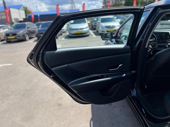 Hyundai Elantra VII (CN7) с пробегом 2021 года, цена 2 350 000 рублей, 21950 км, седан, Автокод Объявления