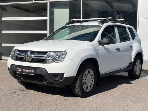 Renault Duster I Рестайлинг с пробегом 2017 года, цена 975 000 рублей, 245804 км, внедорожник, Автокод Объявления