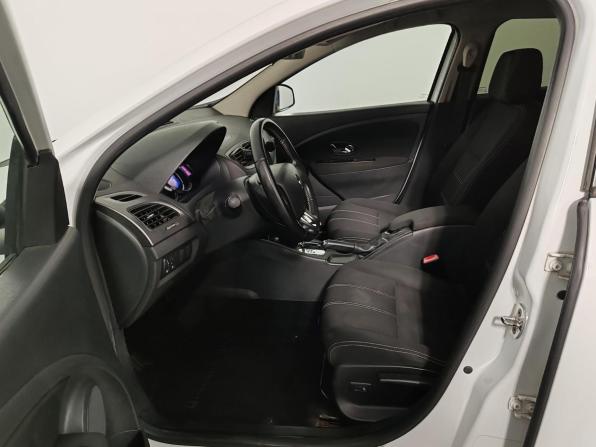 Renault Megane III Рестайлинг с пробегом 2013 года, цена 699 000 рублей, 158217 км, хэтчбек, Автокод Объявления