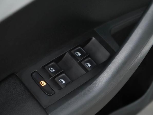 Skoda Octavia III (A7) Рестайлинг с пробегом 2019 года, цена 1 257 077 рублей, 215118 км, лифтбек, Автокод Объявления
