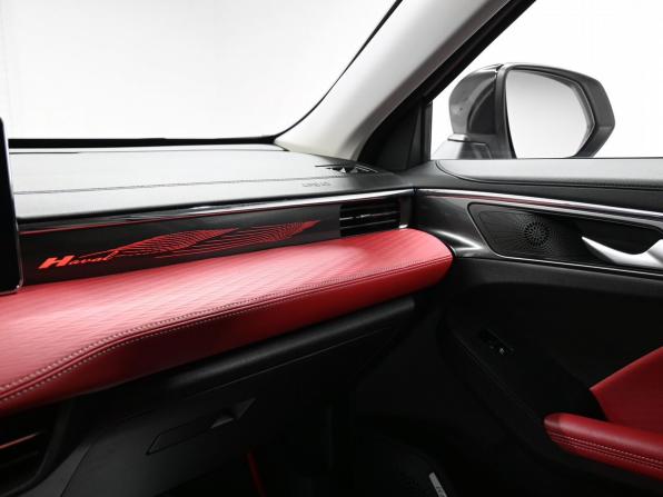 Haval Jolion I Рестайлинг с пробегом 2024 года, цена 2 195 000 рублей, 35012 км, внедорожник, Автокод Объявления