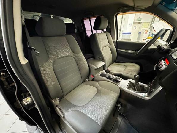 Nissan Navara (Frontier) III (D40) Рестайлинг с пробегом 2010 года, цена 1 320 000 рублей, 197892 км, пикап, Автокод Объявления