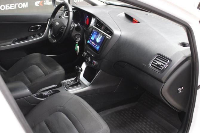 Kia Ceed II Рестайлинг с пробегом 2015 года, цена 1 048 000 рублей, 176000 км, универсал, Автокод Объявления