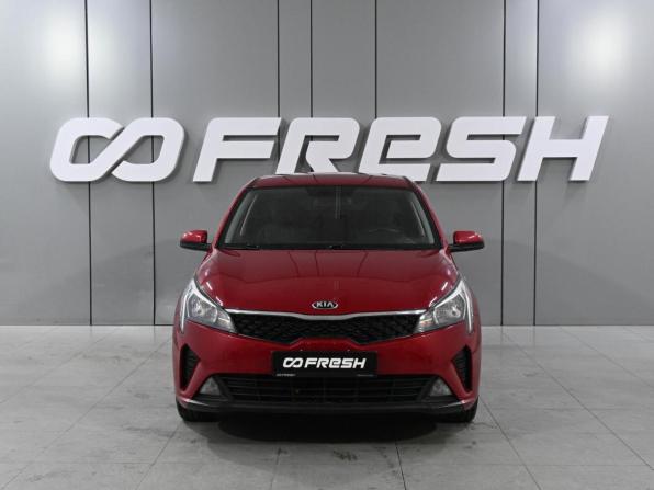 Kia Rio IV Рестайлинг с пробегом 2020 года, цена 1 779 000 рублей, 63879 км, седан, Автокод Объявления