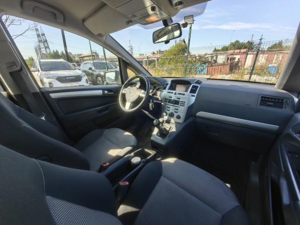 Opel Zafira B Рестайлинг с пробегом 2012 года, цена 799 000 рублей, 163000 км, компактвэн, Автокод Объявления