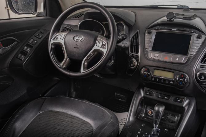 Hyundai ix35 I Рестайлинг с пробегом 2014 года, цена 1 259 000 рублей, 141000 км, внедорожник, Автокод Объявления