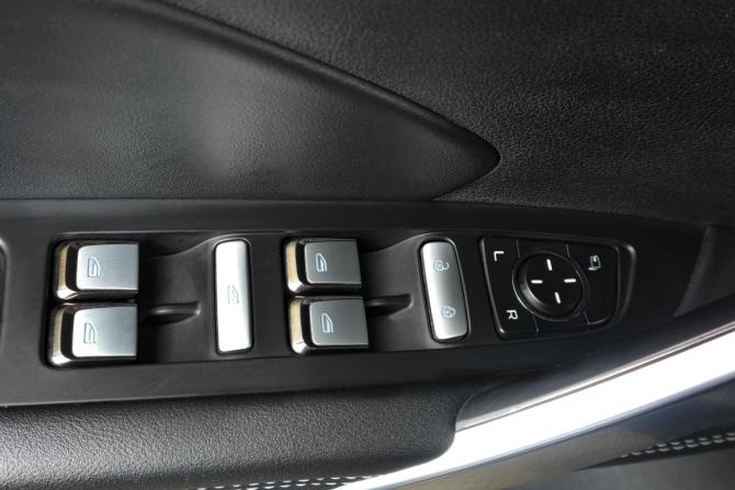 Geely Atlas Pro с пробегом 2023 года, цена 2 959 000 рублей, 59900 км, внедорожник, Автокод Объявления