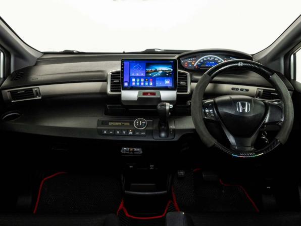 Honda Freed I с пробегом 2011 года, цена 940 000 рублей, 192870 км, компактвэн, Автокод Объявления
