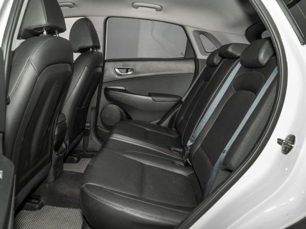 Hyundai Kona I Рестайлинг с пробегом 2021 года, цена 1 800 000 рублей, 88166 км, внедорожник, Автокод Объявления