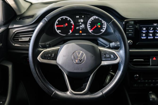 Volkswagen Polo VI с пробегом 2021 года, цена 1 650 000 рублей, 38807 км, лифтбек, Автокод Объявления