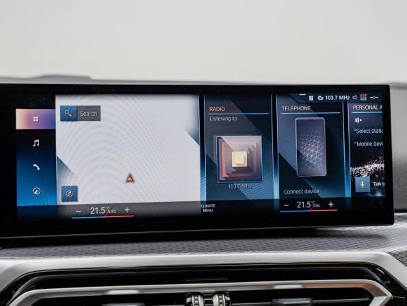 BMW 3 серии VII (G2x) Рестайлинг с пробегом 2024 года, цена 6 100 000 рублей, 16569 км, седан, Автокод Объявления
