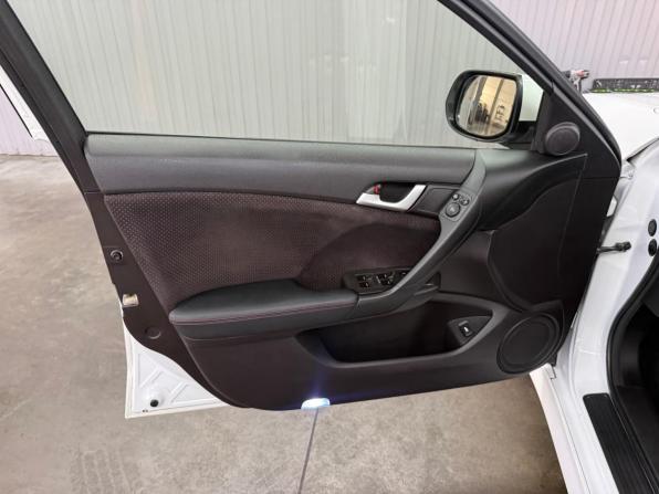 Honda Accord VIII Рестайлинг с пробегом 2012 года, цена 1 660 000 рублей, 206123 км, седан, Автокод Объявления