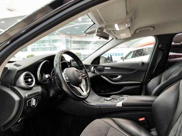 Mercedes-Benz C-Класс IV (W205) Рестайлинг с пробегом 2019 года, цена 2 150 000 рублей, 165824 км, седан, Автокод Объявления