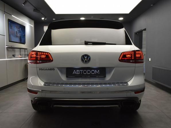 Volkswagen Touareg II Рестайлинг с пробегом 2017 года, цена 3 329 000 рублей, 130000 км, внедорожник, Автокод Объявления
