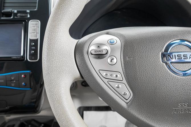 Nissan Leaf I (ZE0/AZE0) с пробегом 2011 года, цена 849 000 рублей, 112000 км, хэтчбек, Автокод Объявления