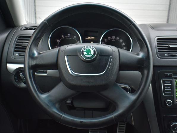 Skoda Yeti I с пробегом 2012 года, цена 749 000 рублей, 194000 км, внедорожник, Автокод Объявления