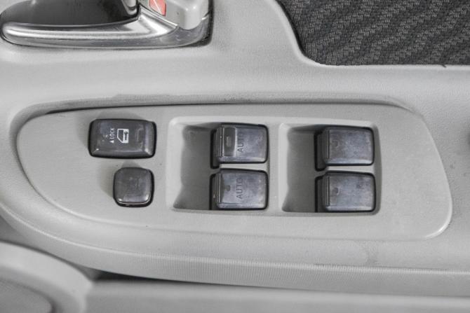 Toyota Sienta I Рестайлинг 1 с пробегом 2009 года, цена 599 000 рублей, 299999 км, компактвэн, Автокод Объявления