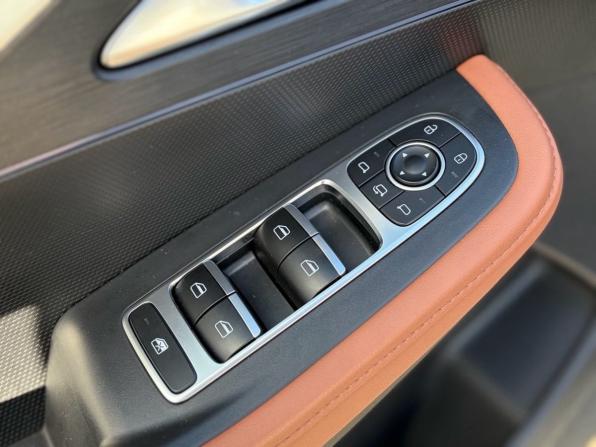 Omoda C5 I с пробегом 2022 года, цена 1 645 000 рублей, 39000 км, внедорожник, Автокод Объявления