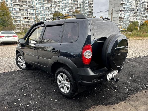 Chevrolet Niva I Рестайлинг с пробегом 2015 года, цена 599 000 рублей, 102399 км, внедорожник, Автокод Объявления