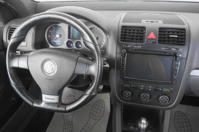 Volkswagen Golf GTI V с пробегом 2008 года, цена 929 000 рублей, 216782 км, хэтчбек, Автокод Объявления