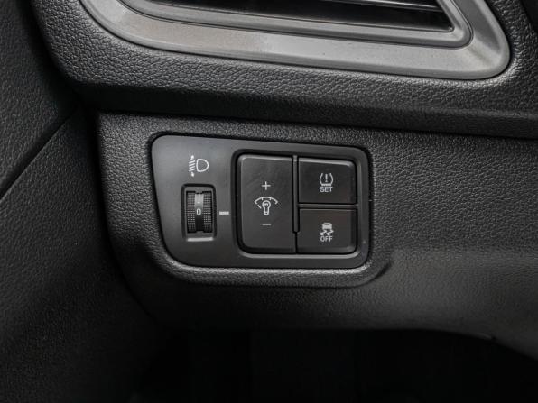 Hyundai Solaris II с пробегом 2019 года, цена 1 177 000 рублей, 174531 км, седан, Автокод Объявления